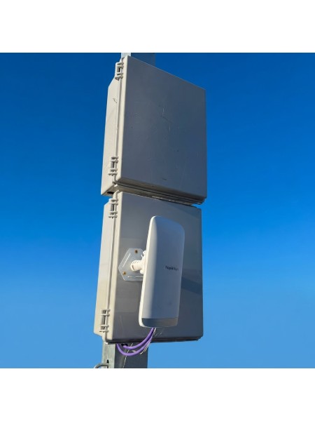 Kellyville-site-security-CCTV-Wireless-Link-installed-by-Thompson-Bros